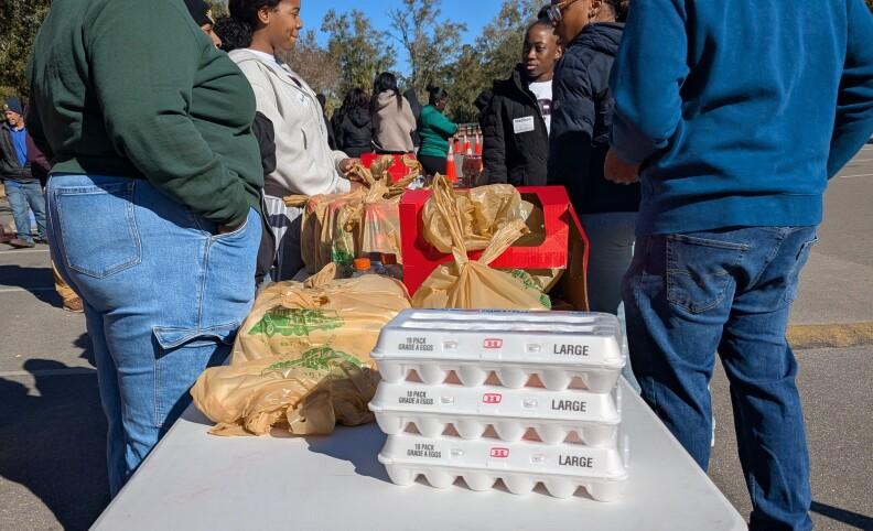 Alt text currently missing