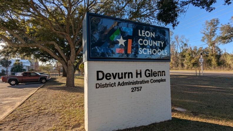 Alt text currently missing