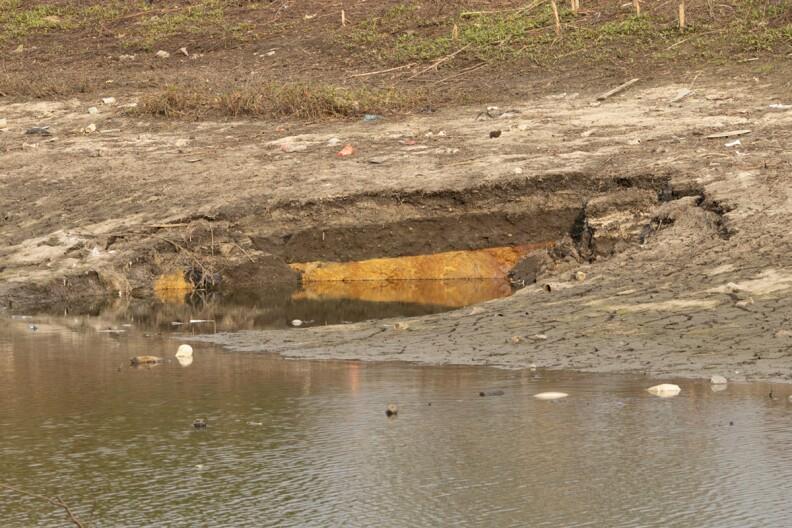 Alt text currently missing