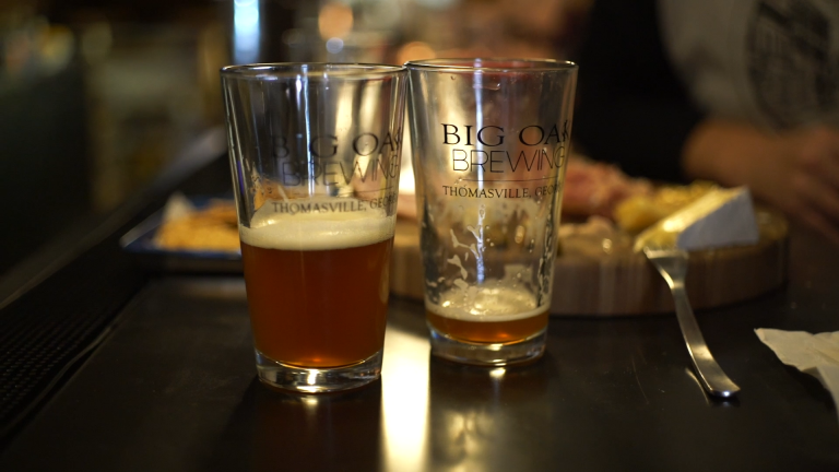 Fork in the Road – Big Oak Brewing Beer in glasses