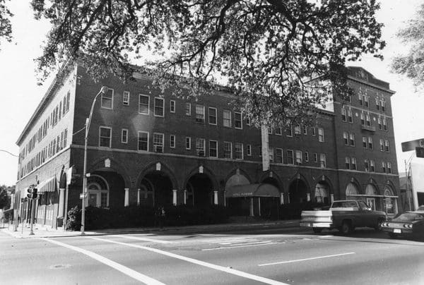 Hotel on Call and Monroe street in 1985