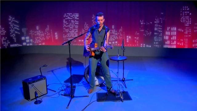 Dylan “Ragpicker” Allen performs Hip Shake