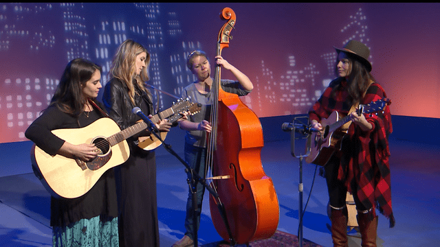 The Krickets Perform their Song “Sweet Home”