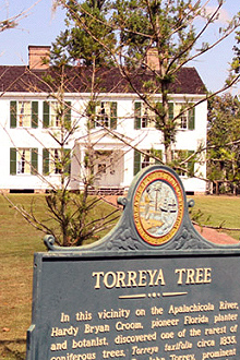 Torreya State park main house and historical marker