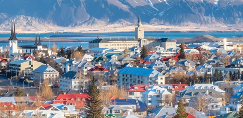 Icelandic coastal town pictured from above.