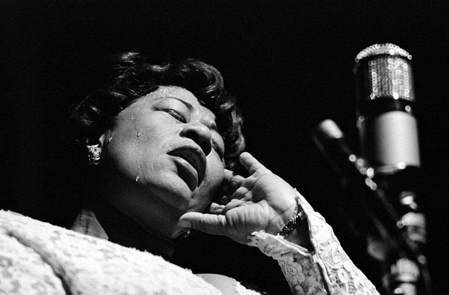 black and white photo of fitzgerald crying from below